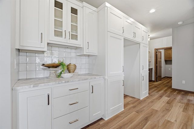 221 KERRIGAN DRIVE, Wrightstown, WI 54180