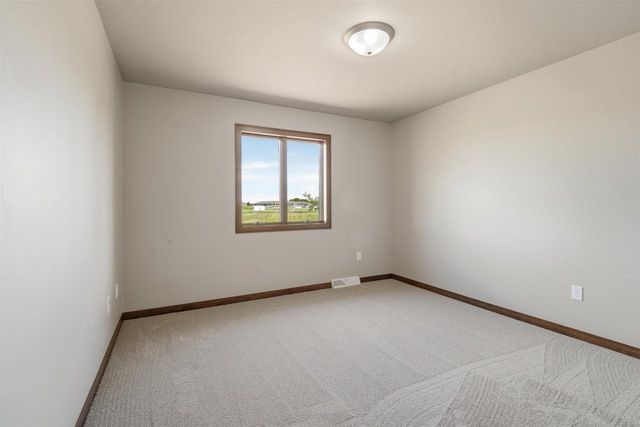 221 KERRIGAN DRIVE, Wrightstown, WI 54180