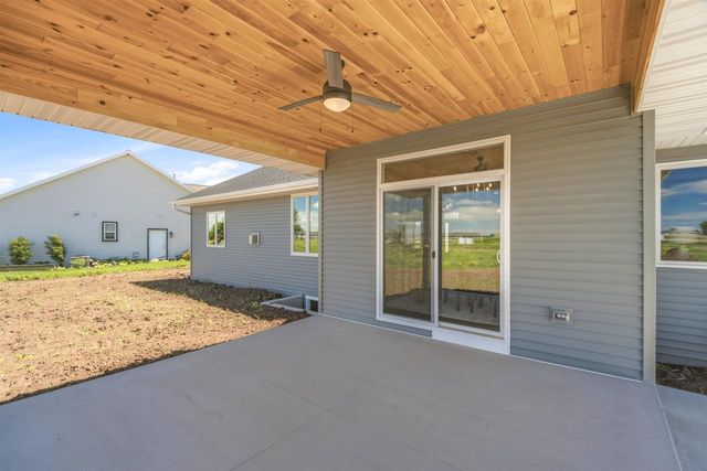 221 KERRIGAN DRIVE, Wrightstown, WI 54180