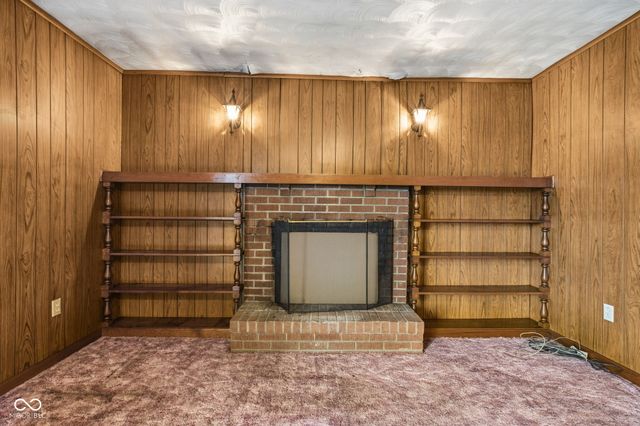 5829 E 200 S, Greenfield, IN 46140