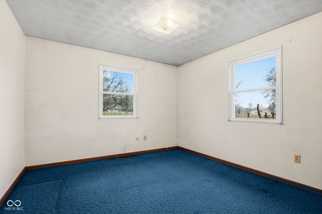 5829 E 200 S, Greenfield, IN 46140