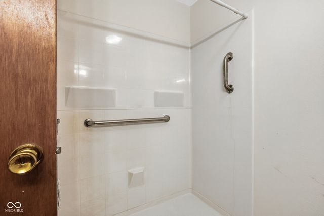 5829 E 200 S, Greenfield, IN 46140