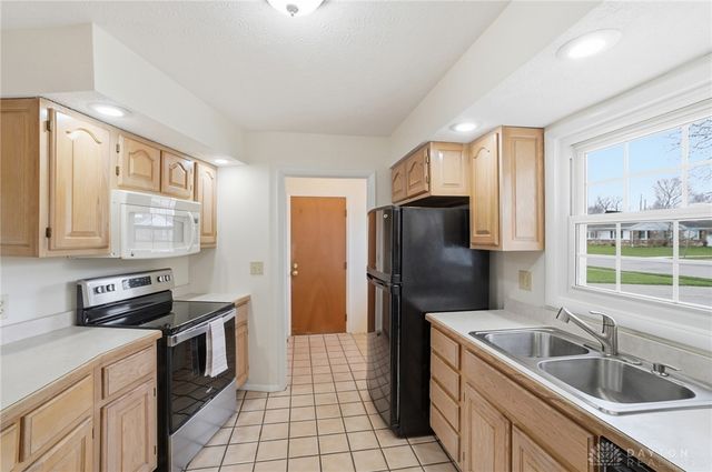 608 W Washington Street, New Carlisle, OH 45344