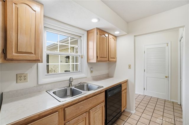 608 W Washington Street, New Carlisle, OH 45344