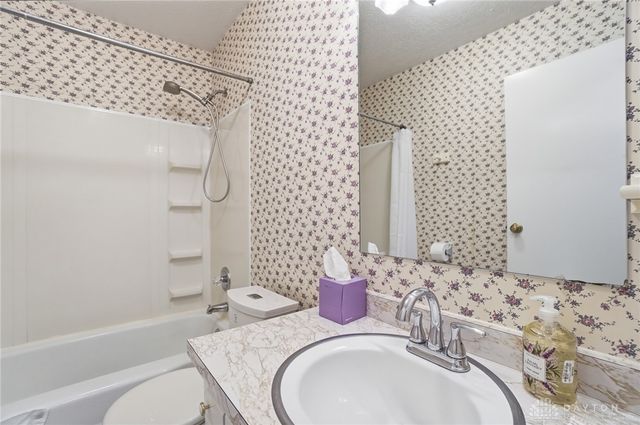 608 W Washington Street, New Carlisle, OH 45344