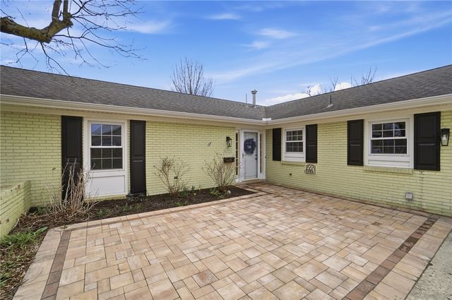 608 W Washington Street, New Carlisle, OH 45344