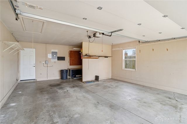 608 W Washington Street, New Carlisle, OH 45344