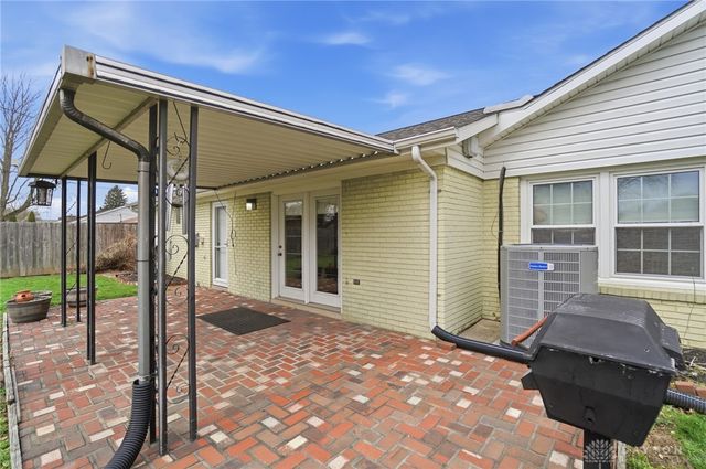 608 W Washington Street, New Carlisle, OH 45344