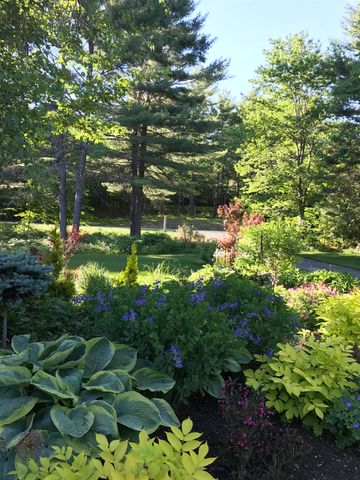 208 Benjamin Wentworth Drive, Tamworth, NH 03817
