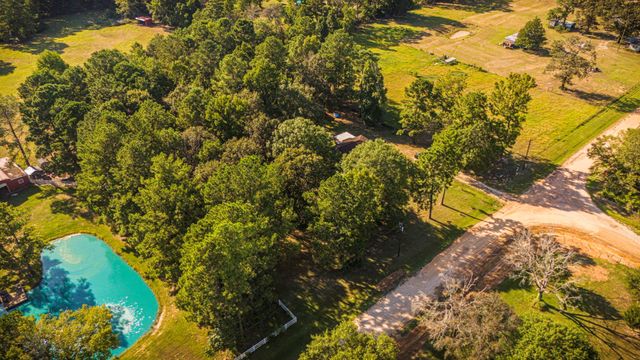 114 Dickens S, Livingston, TX 77351