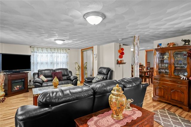 73 Trenton Street, Providence, RI 02906