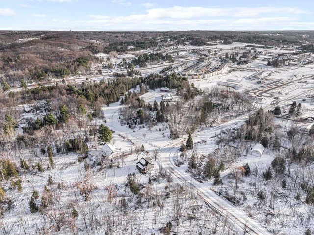 1713 Vanderlip Road, Traverse City, MI 49686