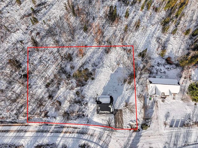 1713 Vanderlip Road, Traverse City, MI 49686