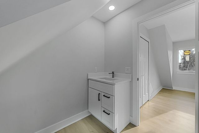 1713 Vanderlip Road, Traverse City, MI 49686