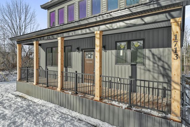 1713 Vanderlip Road, Traverse City, MI 49686