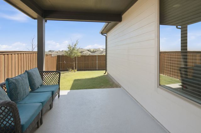 201 Pintail Lane, Rhome, TX 76078