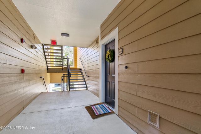 8550 TOUCHTON Road 2221, Jacksonville, FL 32216