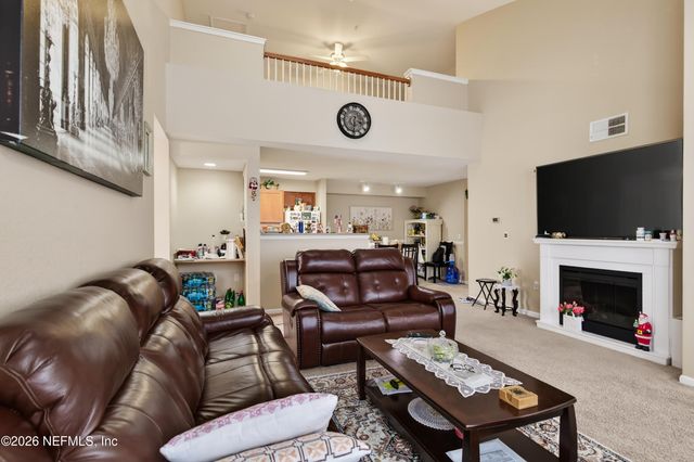 8550 TOUCHTON Road 2221, Jacksonville, FL 32216