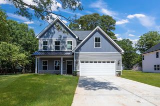 201 Henderson Circle, Harrisburg, NC 28075
