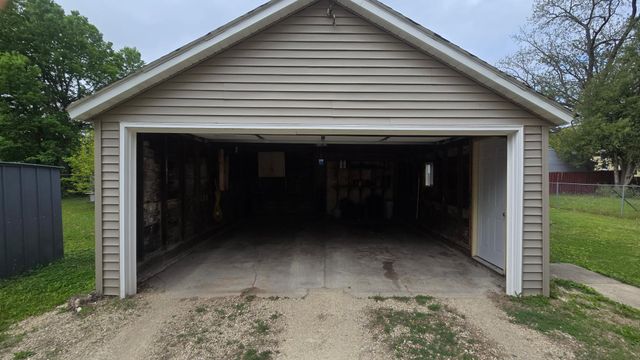 1208 5th Avenue NW, Austin, MN 55912