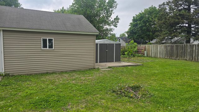 1208 5th Avenue NW, Austin, MN 55912