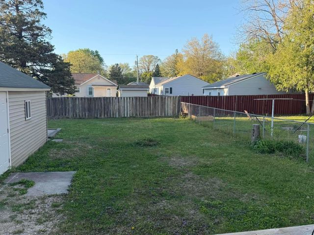 1208 5th Avenue NW, Austin, MN 55912