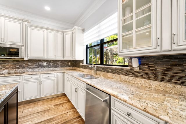 10345 Candleberry Street, Parkland, FL 33076
