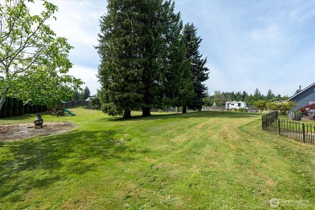 2102 Mt Brynion Road, Kelso, WA 98626