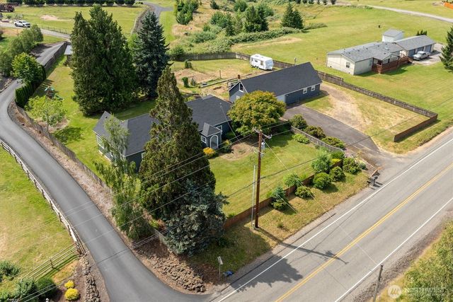 2102 Mt Brynion Road, Kelso, WA 98626