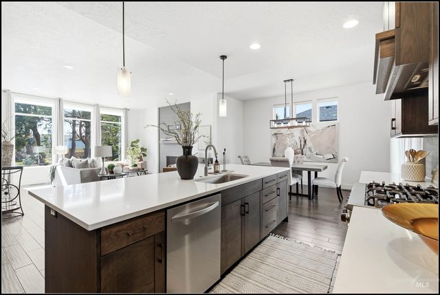 6934 E Highland Valley Rd, Boise, ID 83716