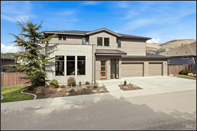 6934 E Highland Valley Rd, Boise, ID 83716