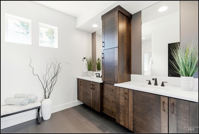 6934 E Highland Valley Rd, Boise, ID 83716