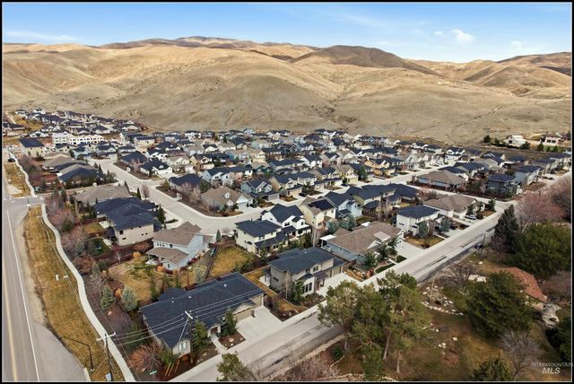 6934 E Highland Valley Rd, Boise, ID 83716