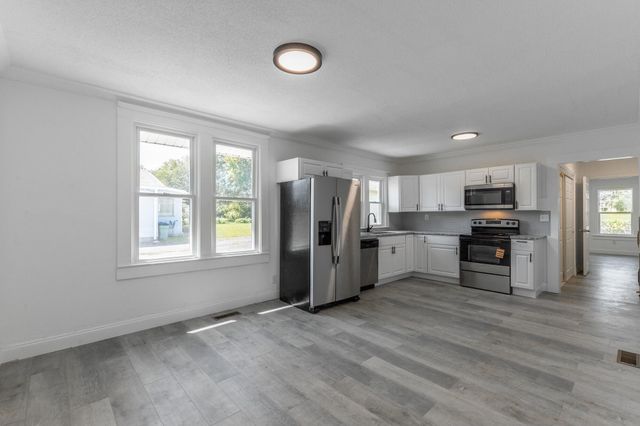 936 Cross Street, Rossville, GA 30741