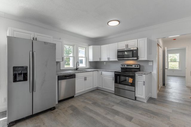 936 Cross Street, Rossville, GA 30741