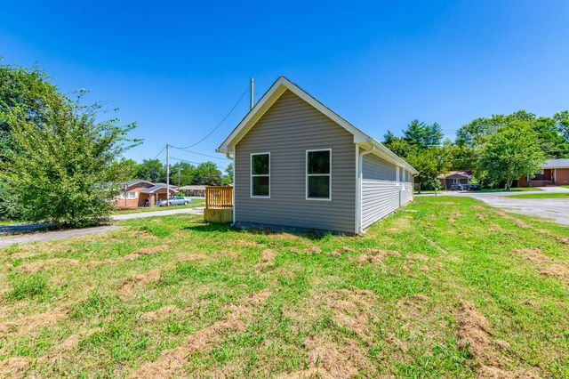 936 Cross Street, Rossville, GA 30741