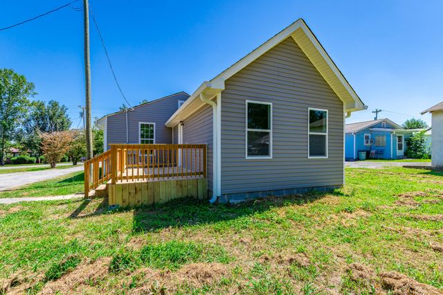 936 Cross Street, Rossville, GA 30741