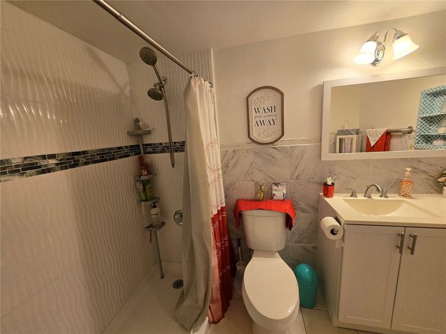 1902 HONOUR ROAD 8, Orlando, FL 32839