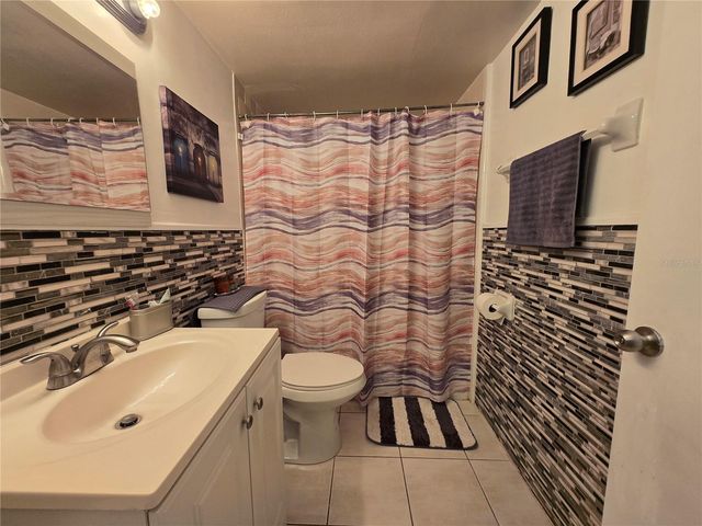 1902 HONOUR ROAD 8, Orlando, FL 32839