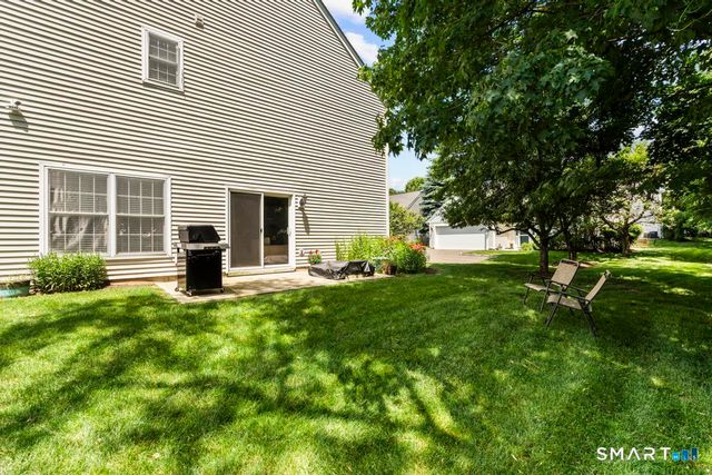 78 Village Court 78, Wilton, CT 06897