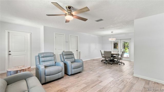 11820 W Fisherman Lane, Homosassa, FL 34448