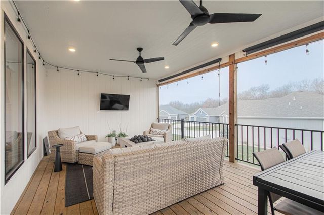 2148 Foxtail Drive, Kearney, MO 64060