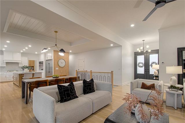 2148 Foxtail Drive, Kearney, MO 64060