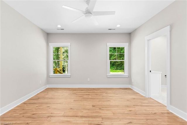 1807 Bramblewood Trail, Pfafftown, NC 27040