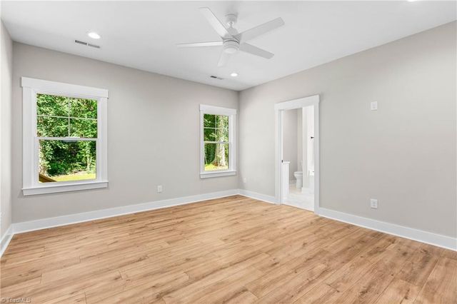 1807 Bramblewood Trail, Pfafftown, NC 27040