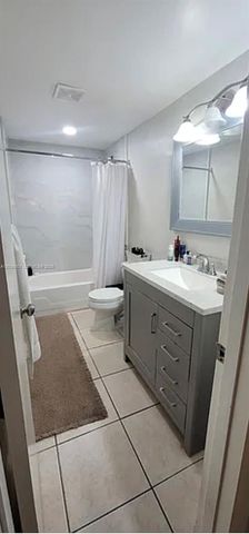 9611 SW 77th Ave 108A, Miami, FL 33156