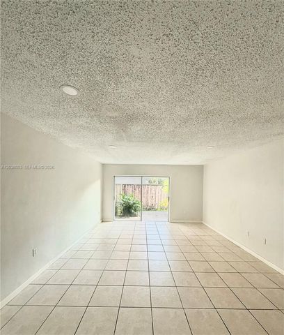 9611 SW 77th Ave 108A, Miami, FL 33156