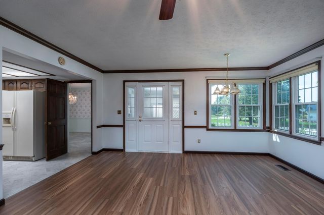 1101 Countryside Drive, Washington Court House, OH 43160