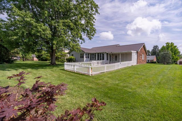 1101 Countryside Drive, Washington Court House, OH 43160