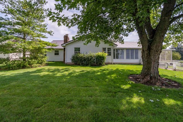 1101 Countryside Drive, Washington Court House, OH 43160